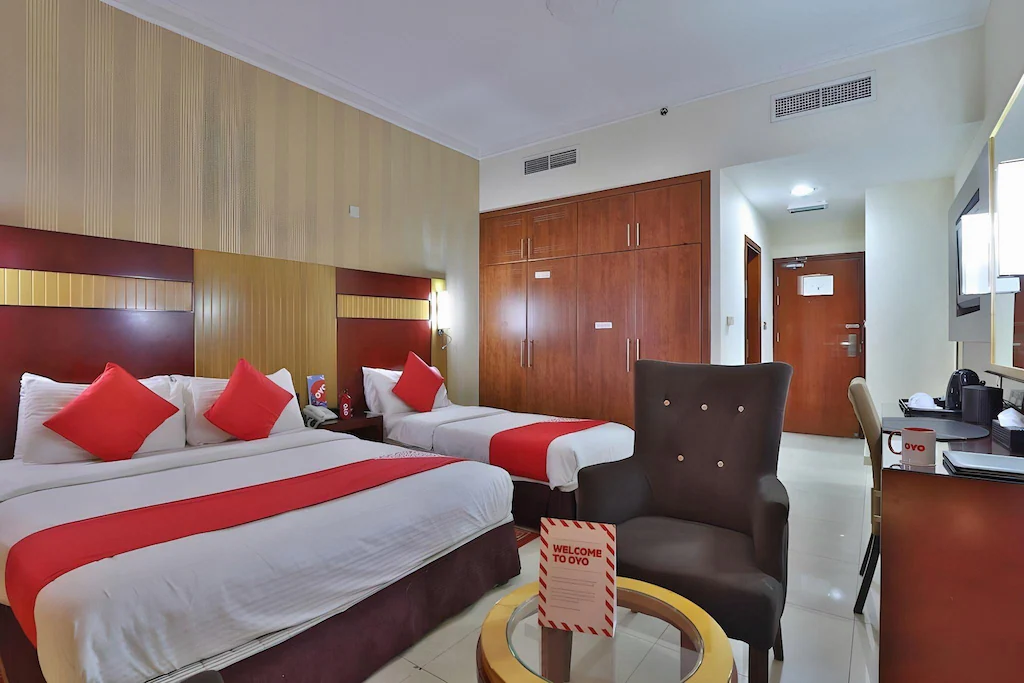 Palette Phoenix Hotel