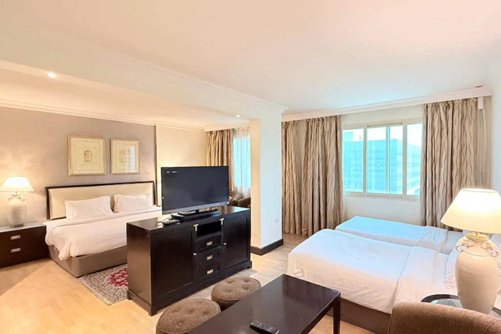 Sunday Suites Excelsior Hotel Deira room